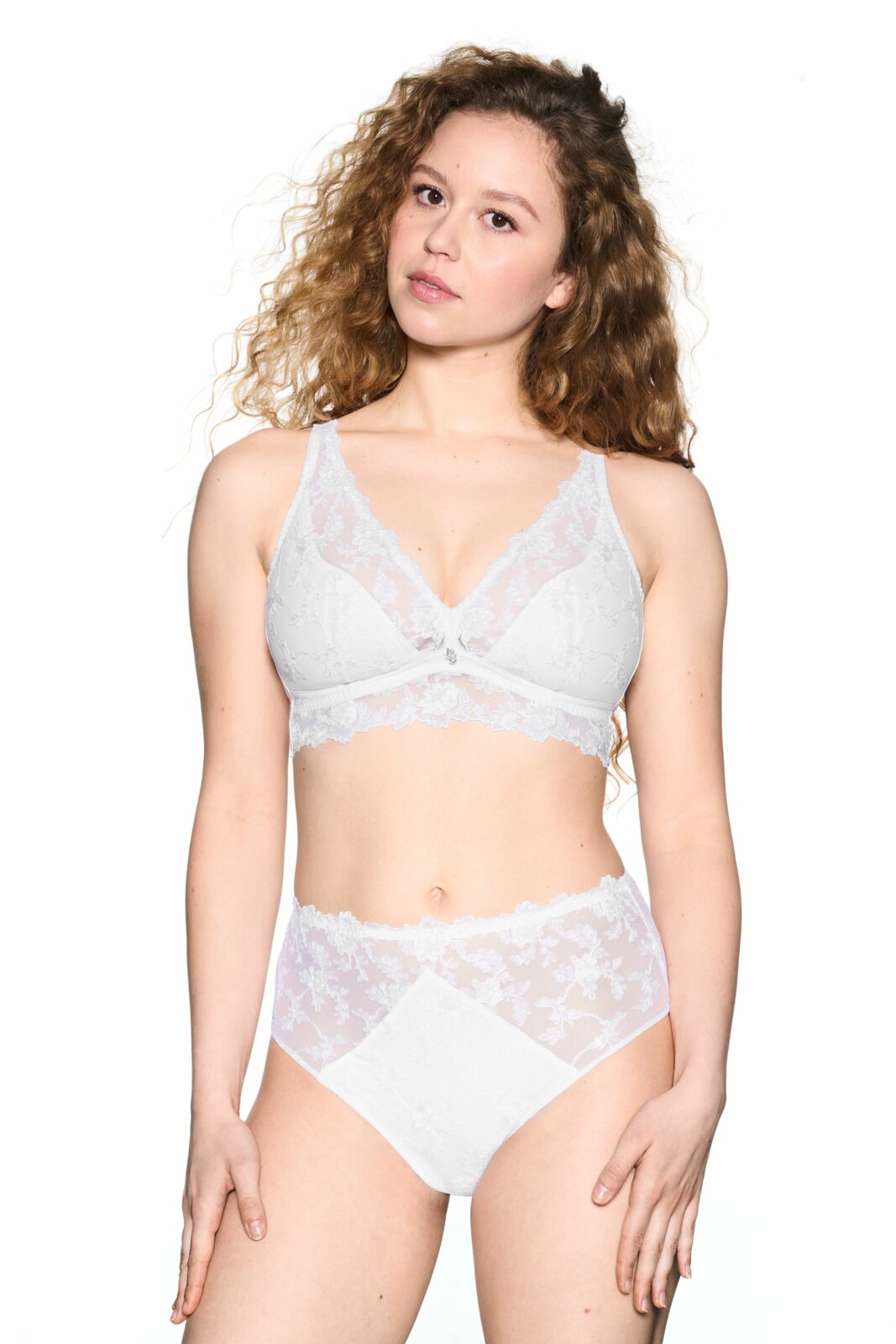 JOY BLANC BRALETTE 2